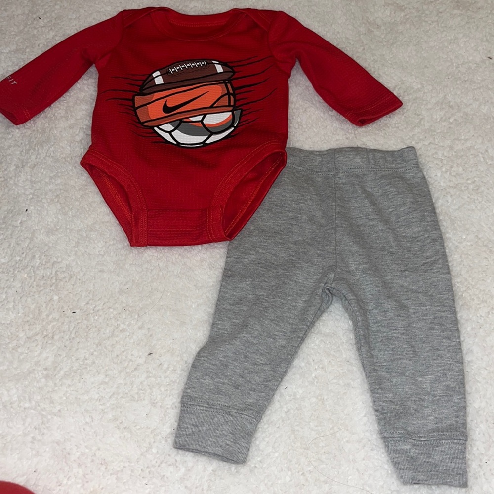 Newborn outfit